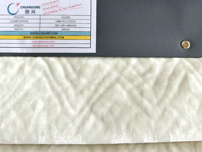 CX2303 Tela de tapicería de terciopelo para sofá con relieve laminado súper suave 